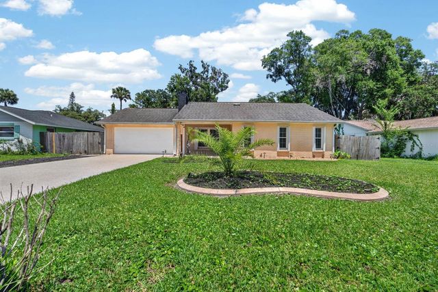 1017 E INDIAN OAKS, Daytona Beach, FL 32117