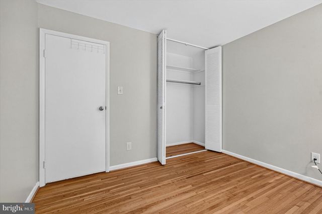5621 RAVENEL LN, Springfield, VA 22151