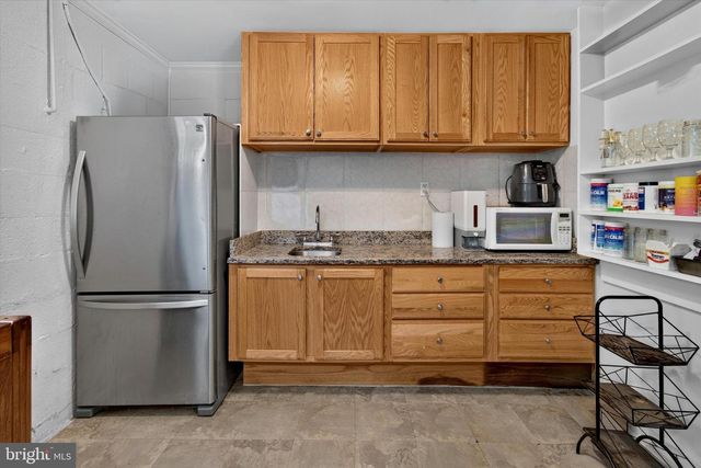 5621 RAVENEL LN, Springfield, VA 22151