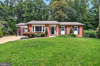 5621 RAVENEL LN, Springfield, VA 22151