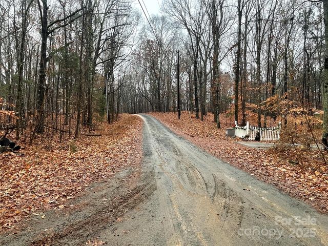 8225 Teeter Drive, Charlotte, NC 28215