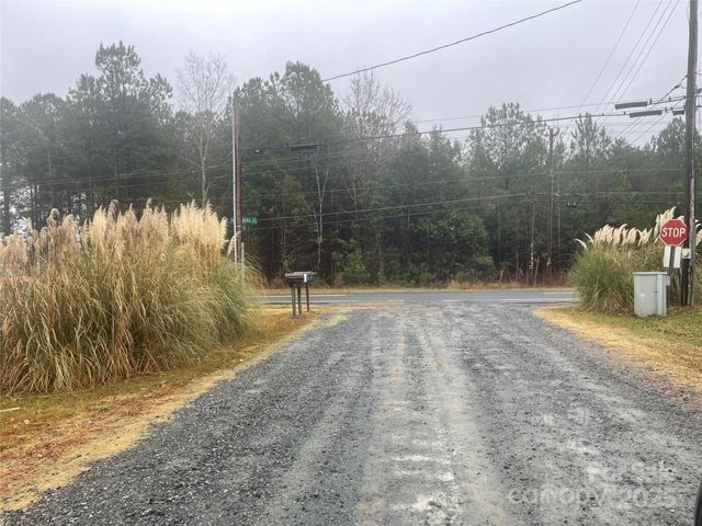 8225 Teeter Drive, Charlotte, NC 28215