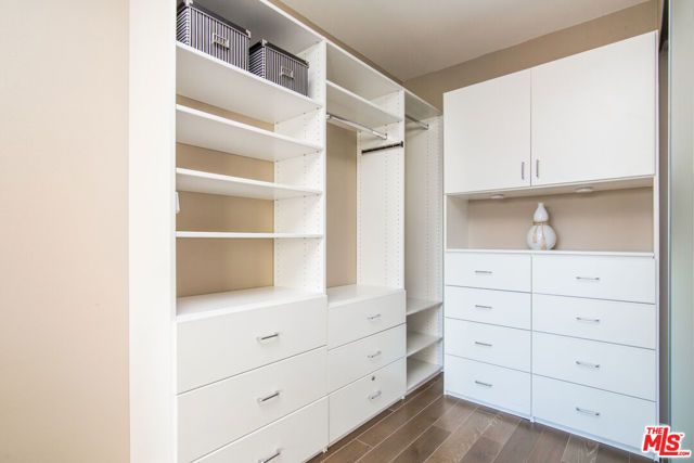 901 S FLOWER Street 502, Los Angeles, CA 90015