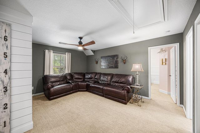 6 Cloud Bank Place, The Woodlands, TX 77382