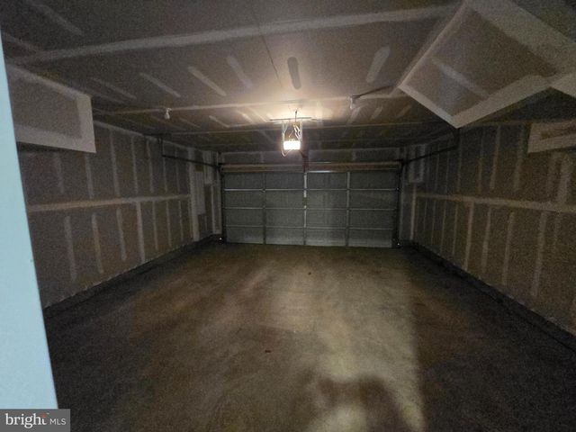 1324 RED CLOVER RD, Ranson, WV 25438