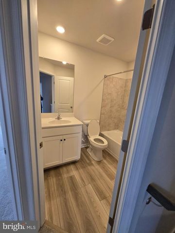 1324 RED CLOVER RD, Ranson, WV 25438