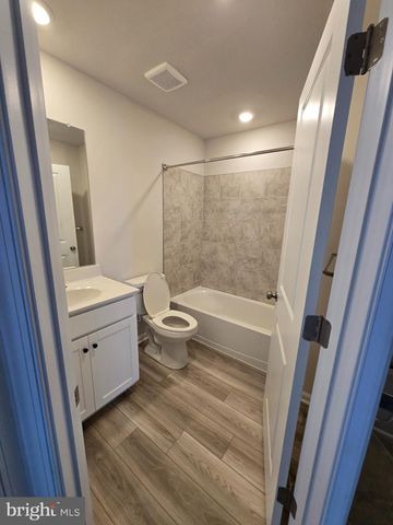 1324 RED CLOVER RD, Ranson, WV 25438