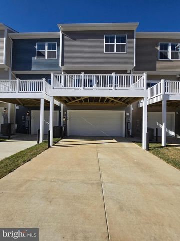 1324 RED CLOVER RD, Ranson, WV 25438