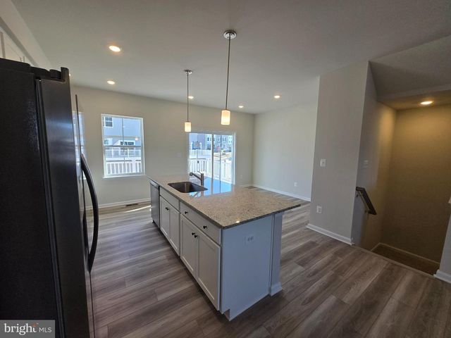 1324 RED CLOVER RD, Ranson, WV 25438