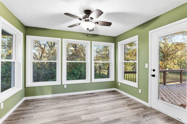 22065 Cottonwood Street NW, Oak Grove, MN 55011