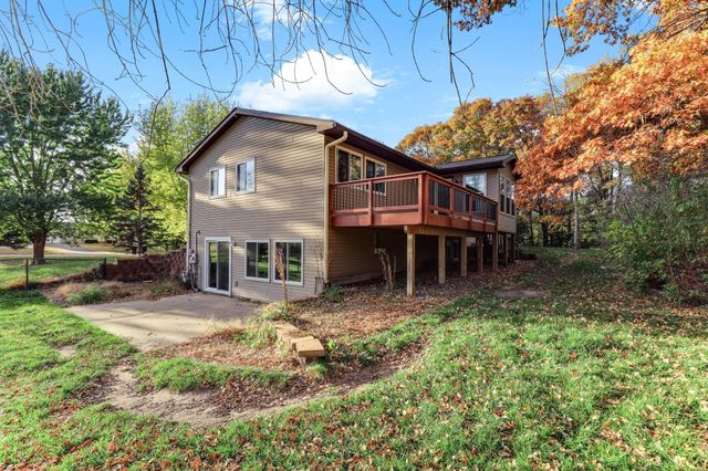 22065 Cottonwood Street NW, Oak Grove, MN 55011