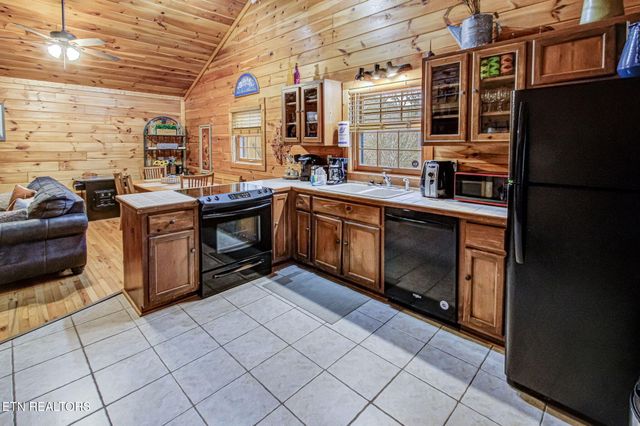 3049 Patty View Way, Sevierville, TN 37862