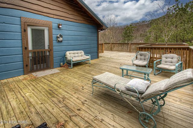3049 Patty View Way, Sevierville, TN 37862
