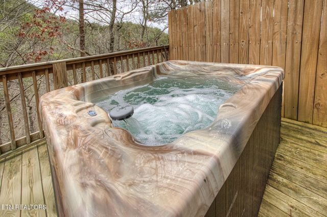 3049 Patty View Way, Sevierville, TN 37862