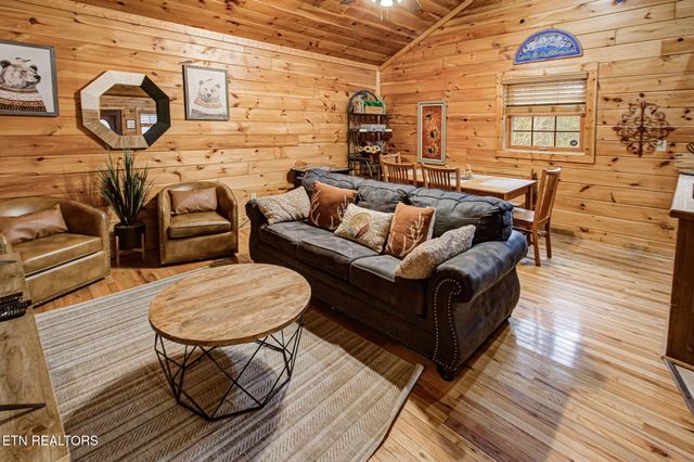 3049 Patty View Way, Sevierville, TN 37862