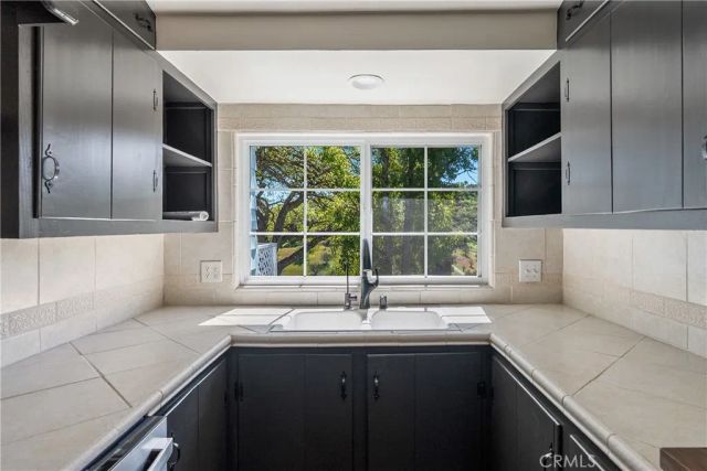 549 Derby, Paso Robles, CA 93446