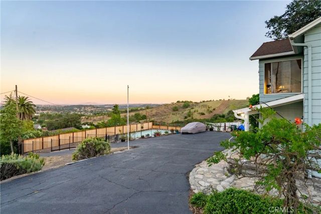 549 Derby, Paso Robles, CA 93446