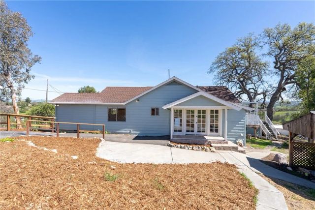 549 Derby, Paso Robles, CA 93446