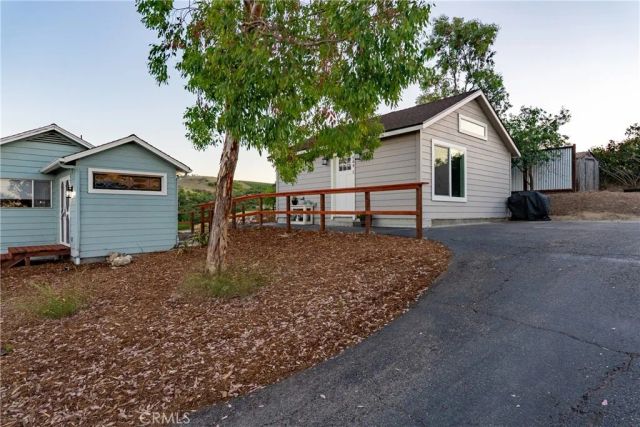 549 Derby, Paso Robles, CA 93446