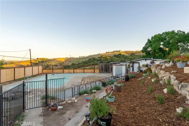549 Derby, Paso Robles, CA 93446