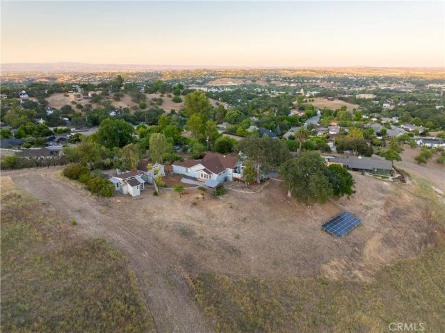 549 Derby, Paso Robles, CA 93446