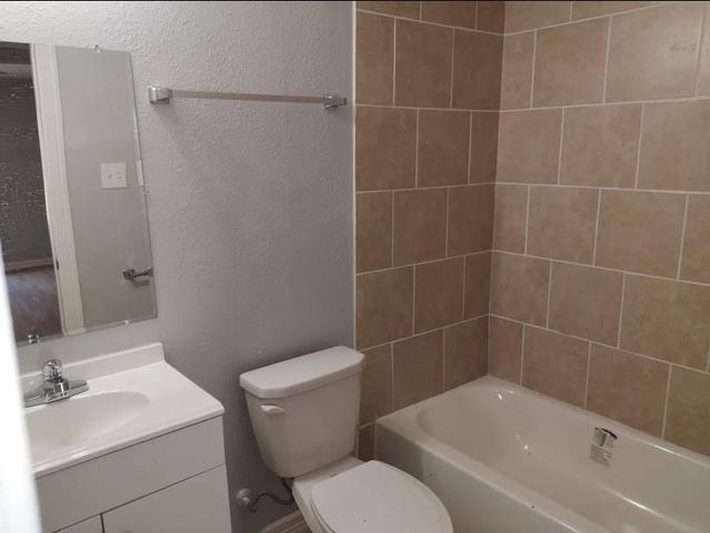 3817 Wipprecht Street, Houston, TX 77026