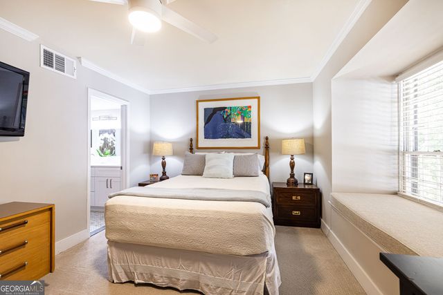 135 Woodmere Square NW, Atlanta, GA 30327