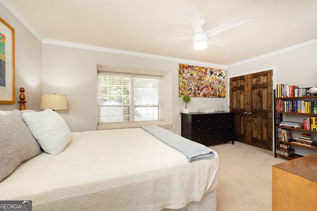 135 Woodmere Square NW, Atlanta, GA 30327