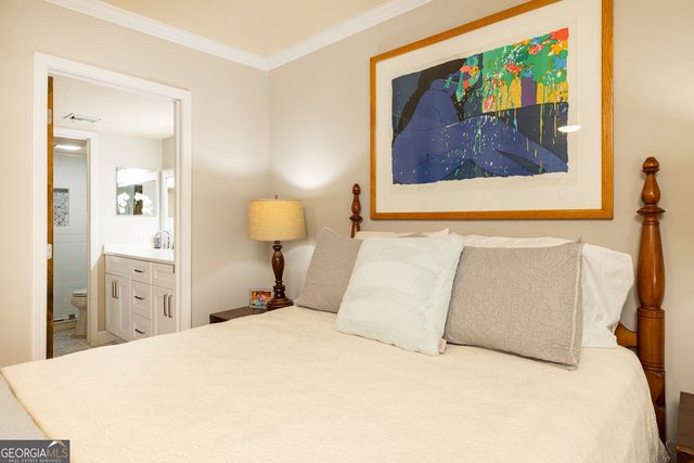135 Woodmere Square NW, Atlanta, GA 30327