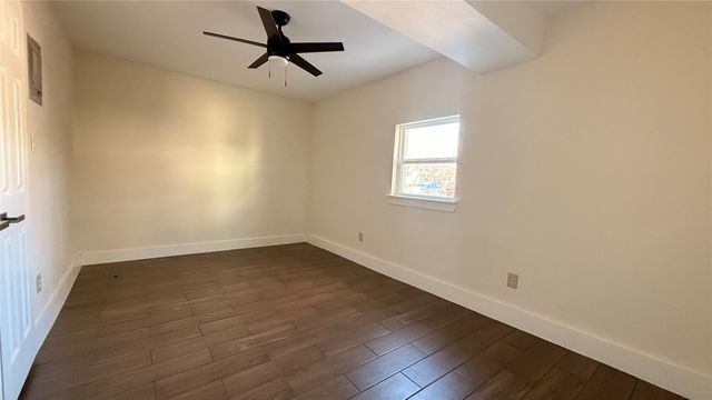 3508 Sunnydale Lane, Denton, TX 76209