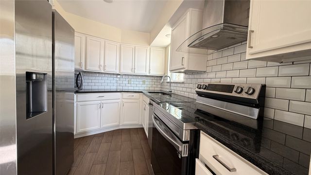 3508 Sunnydale Lane, Denton, TX 76209