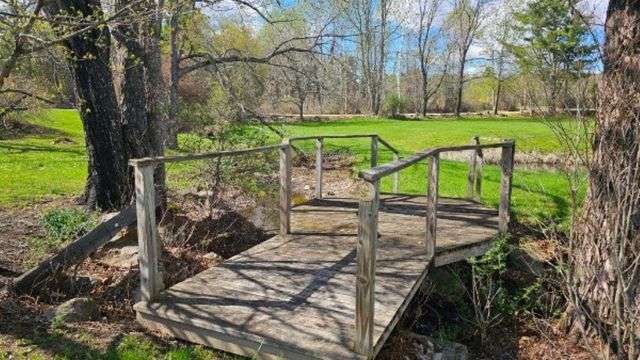 16 Aiken Road, Farmington, NH 03835