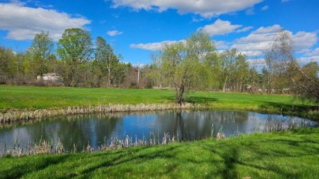 16 Aiken Road, Farmington, NH 03835
