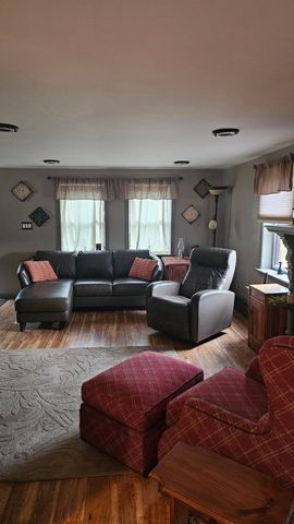 16 Aiken Road, Farmington, NH 03835