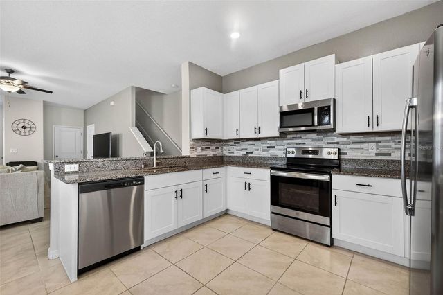 10432 SHADY PRESERVE DRIVE, Riverview, FL 33578