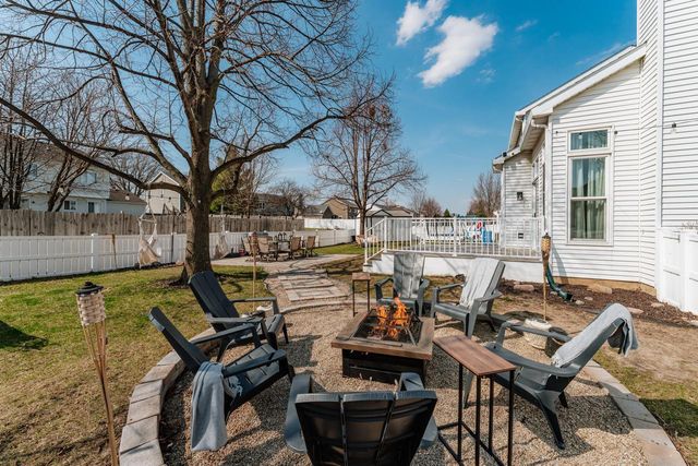 6430 95th AVENUE, Kenosha, WI 53142