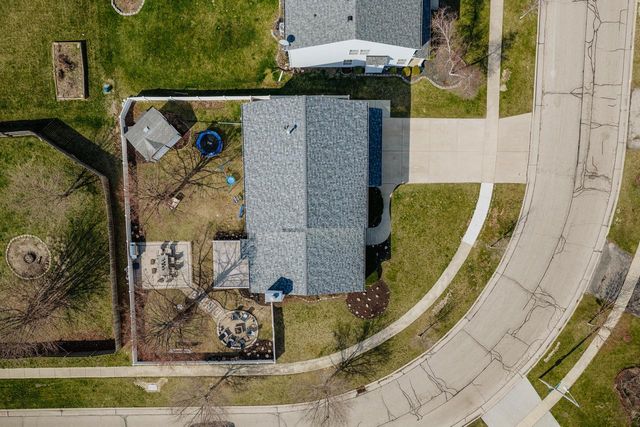 6430 95th AVENUE, Kenosha, WI 53142
