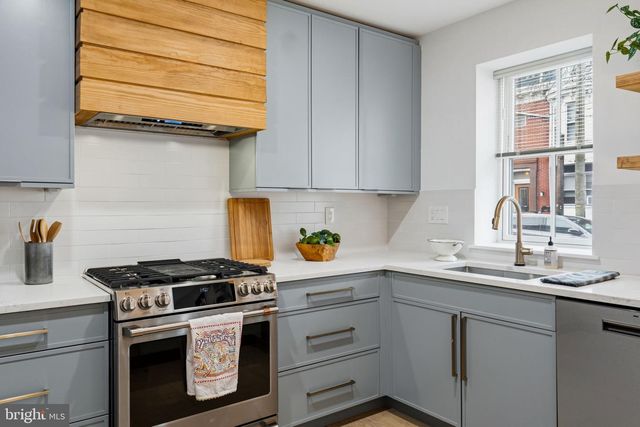 2150 KATER ST, Philadelphia, PA 19146