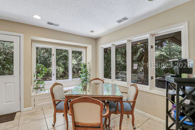 19 Water Oak Dr, Hilton Head Island, SC 29928