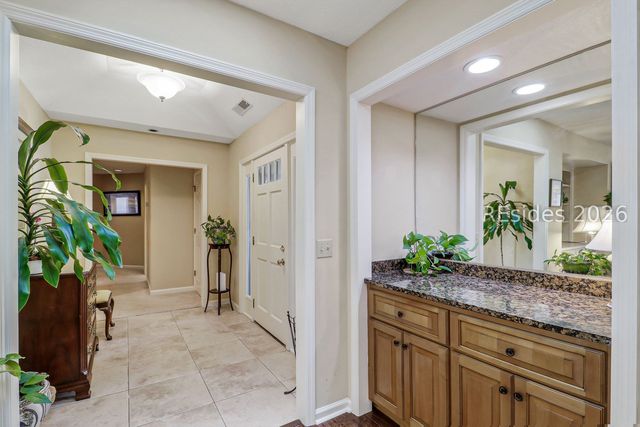 19 Water Oak Dr, Hilton Head Island, SC 29928