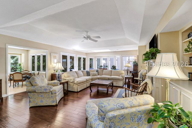 19 Water Oak Dr, Hilton Head Island, SC 29928