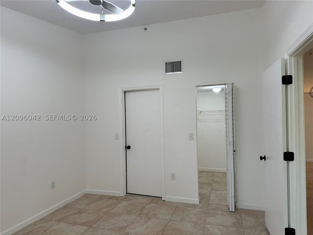 3241 Sabal Palm Mnr 302, Davie, FL 33024