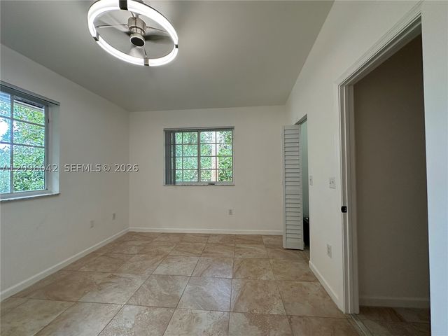 3241 Sabal Palm Mnr 302, Davie, FL 33024