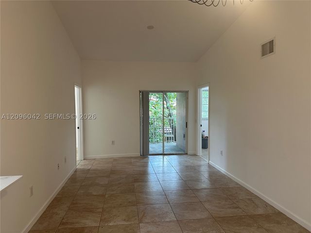 3241 Sabal Palm Mnr 302, Davie, FL 33024