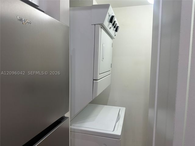3241 Sabal Palm Mnr 302, Davie, FL 33024