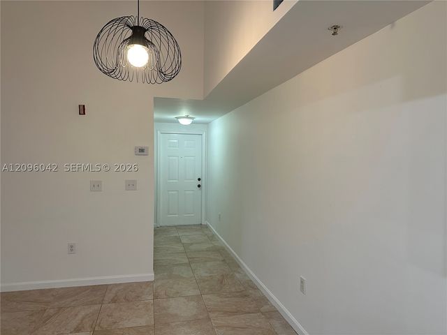 3241 Sabal Palm Mnr 302, Davie, FL 33024