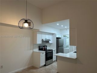 3241 Sabal Palm Mnr 302, Davie, FL 33024