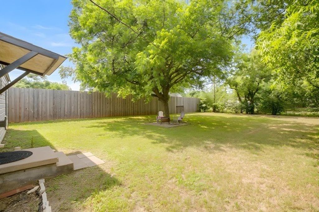 412 S Morgan Street, Granbury, TX 76048 — photo 3