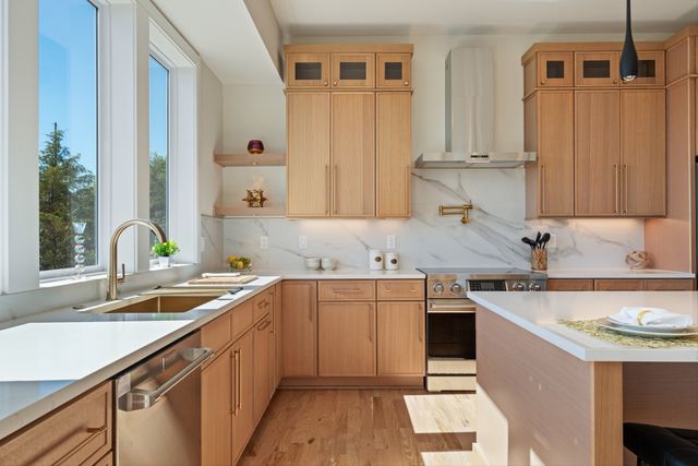 421 Monticello St, Nashville, TN 37207