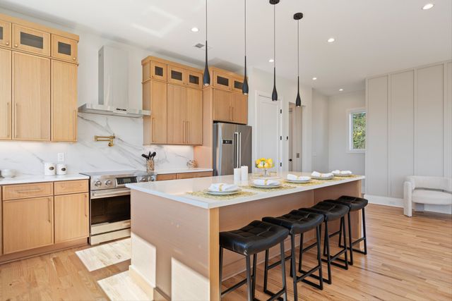 421 Monticello St, Nashville, TN 37207